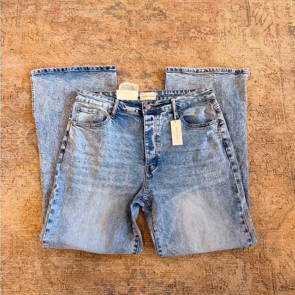 Gilded Intent NWT 90's Split Hem Wide Leg Stretch Jean w/ Button Fly - Picture 3 of 8